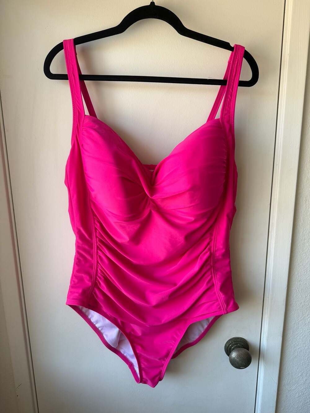 Sonnet Shores Pink Ruched Twist-Front One-Piece Swimsuit